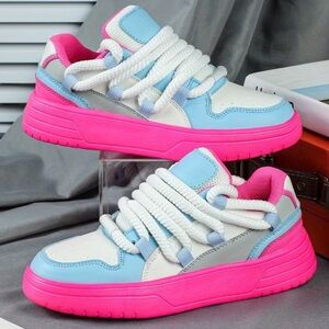 Women’s Casual Pink and Blue Sneakers Skateboard Shoes Size 8 Thick Laces NWT